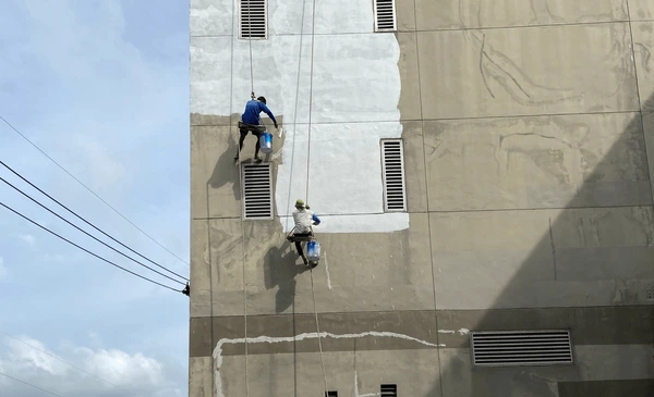 High-Rise Concrete Repair